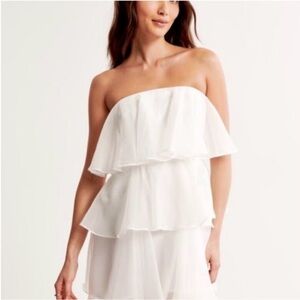 Abercrombie Organza Tiered Strapless
Mini Dress white